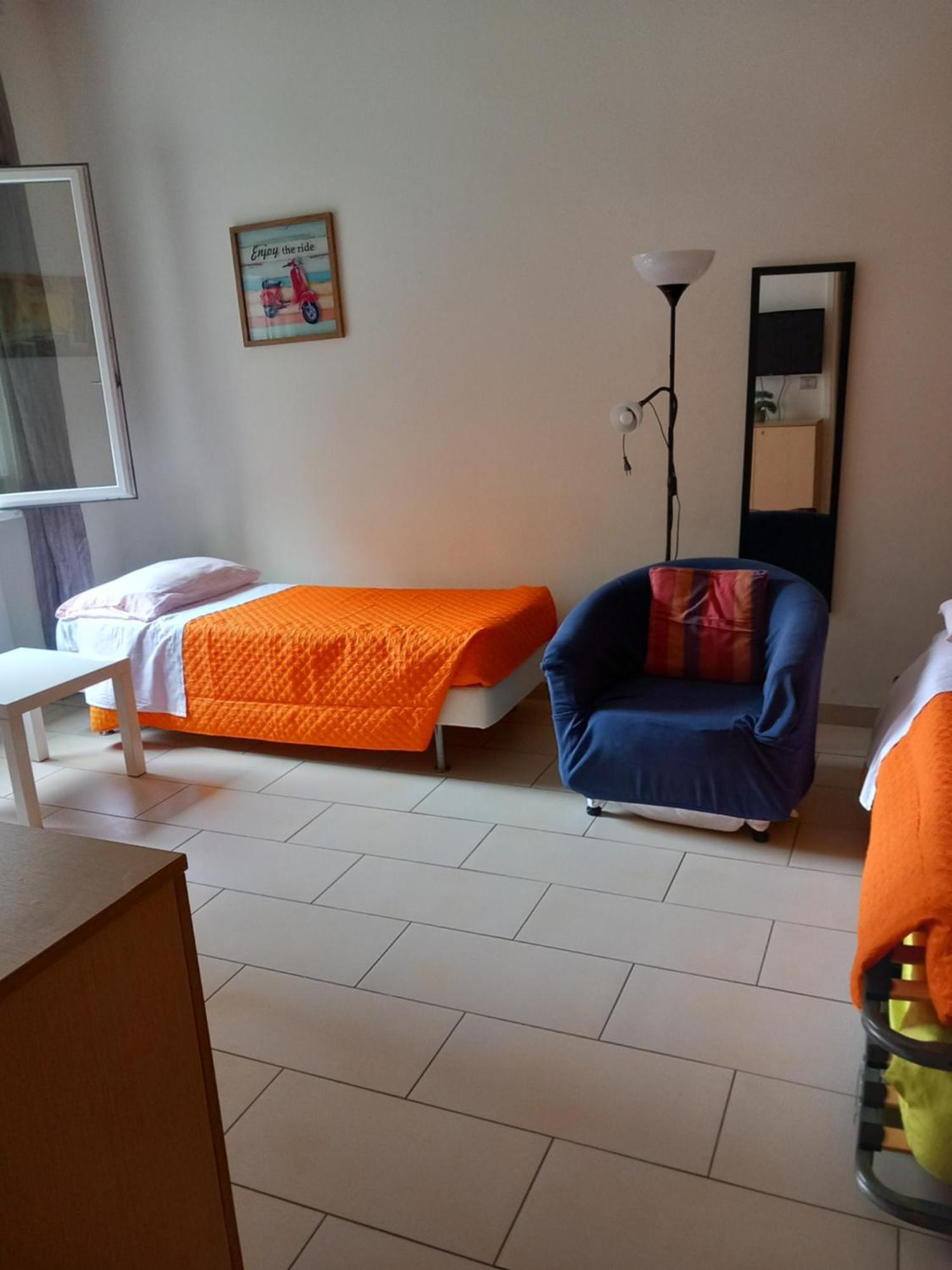 Apartamento Vicino Policlinico San Donato Сан-Донато-Міланезе Екстер'єр фото